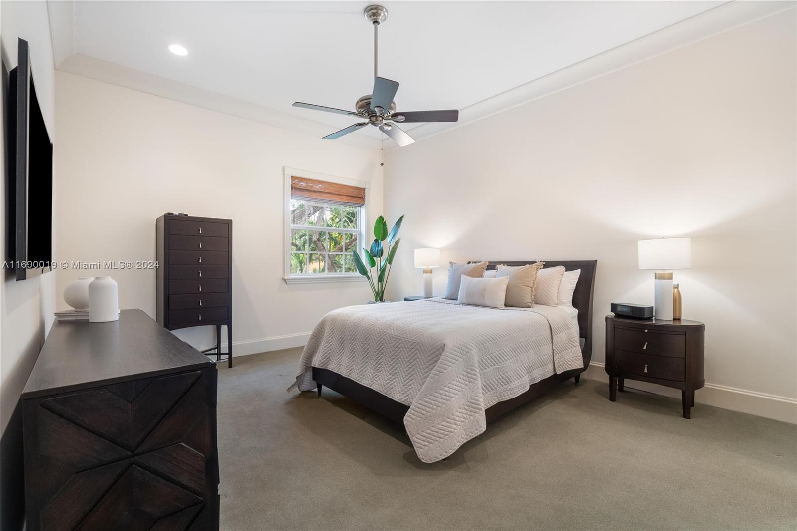 KERRWOOD OAKS - Residential