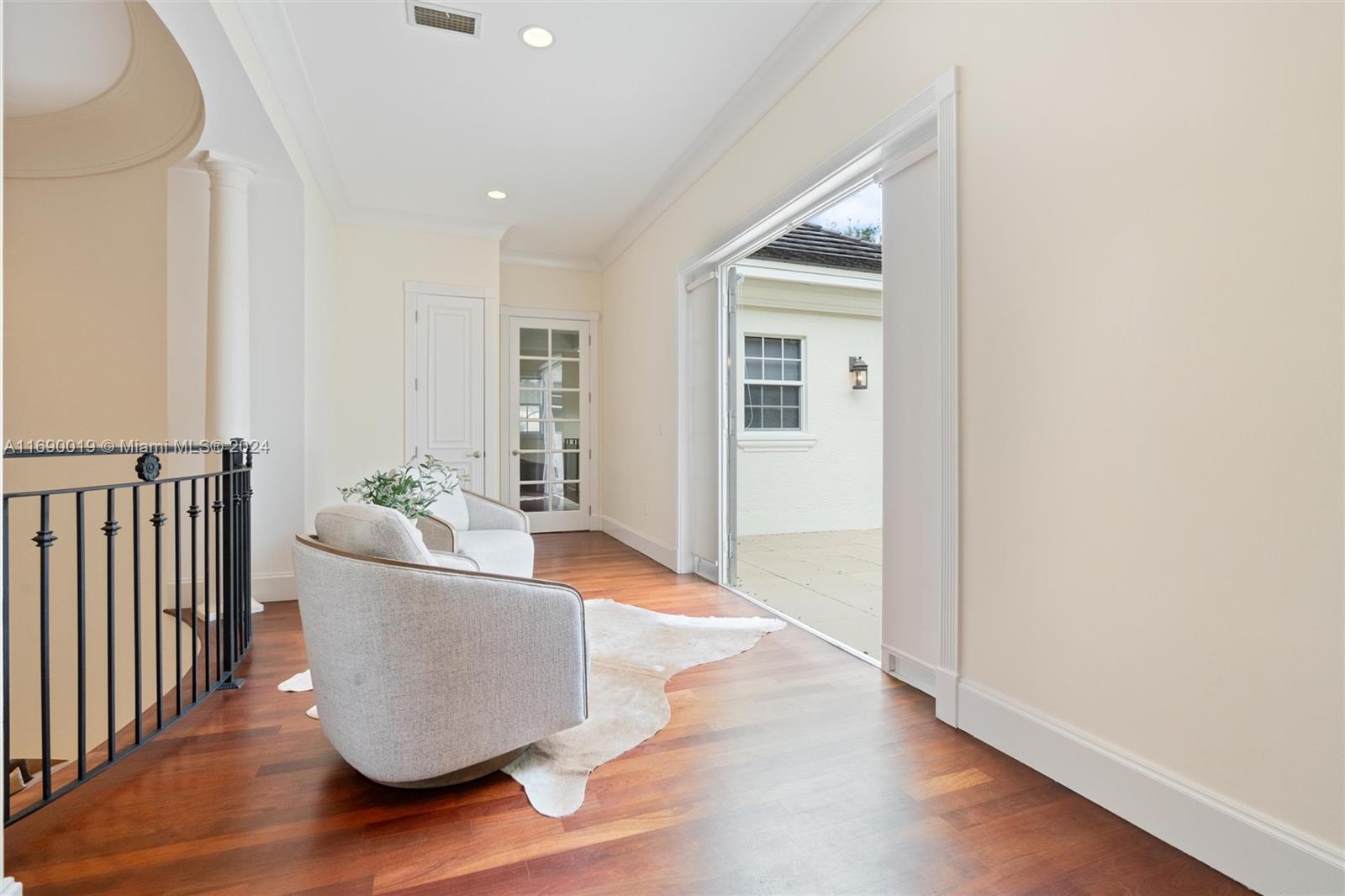 KERRWOOD OAKS - Residential