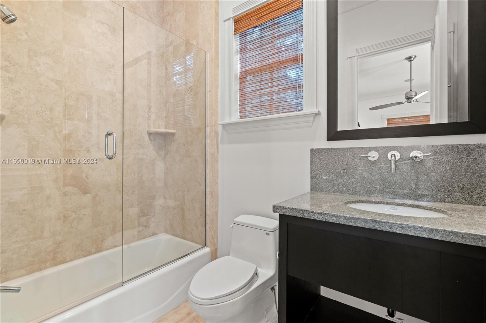 KERRWOOD OAKS - Residential