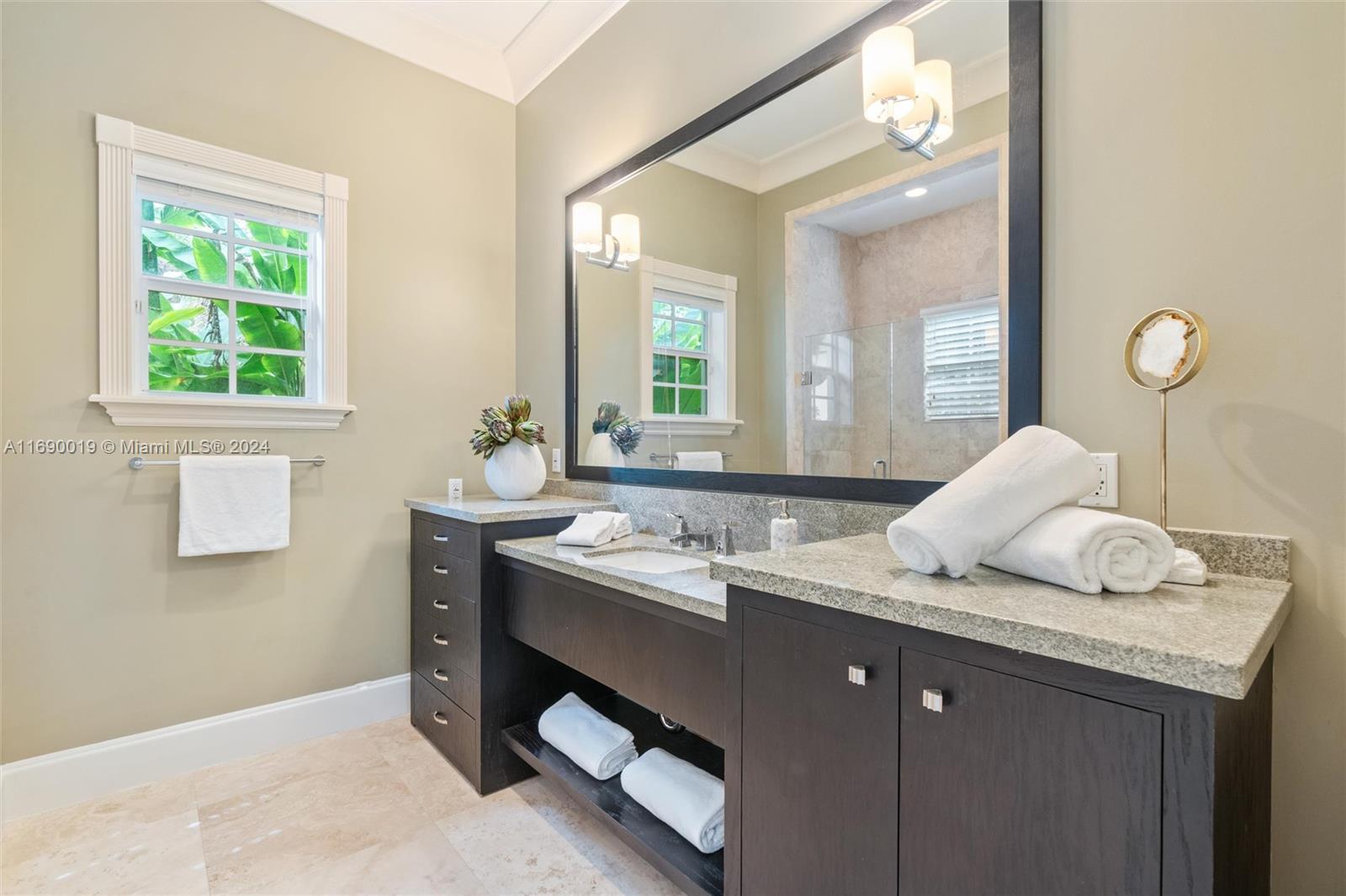 KERRWOOD OAKS - Residential