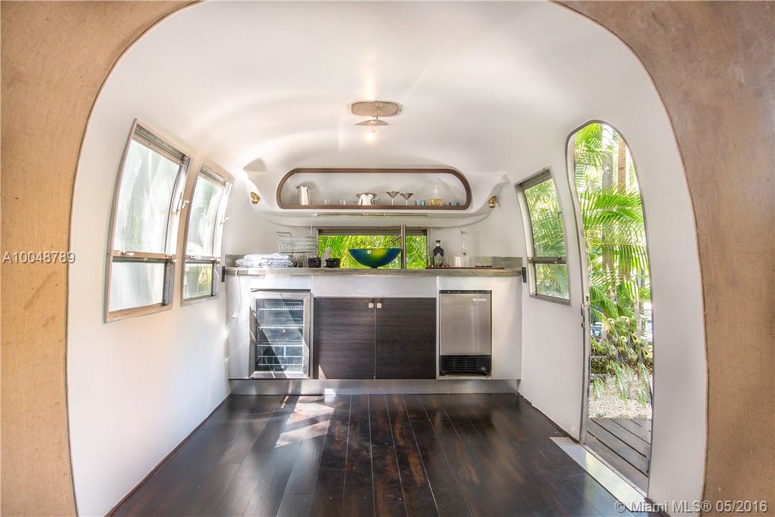 HOLLEMAN PARK - Residential