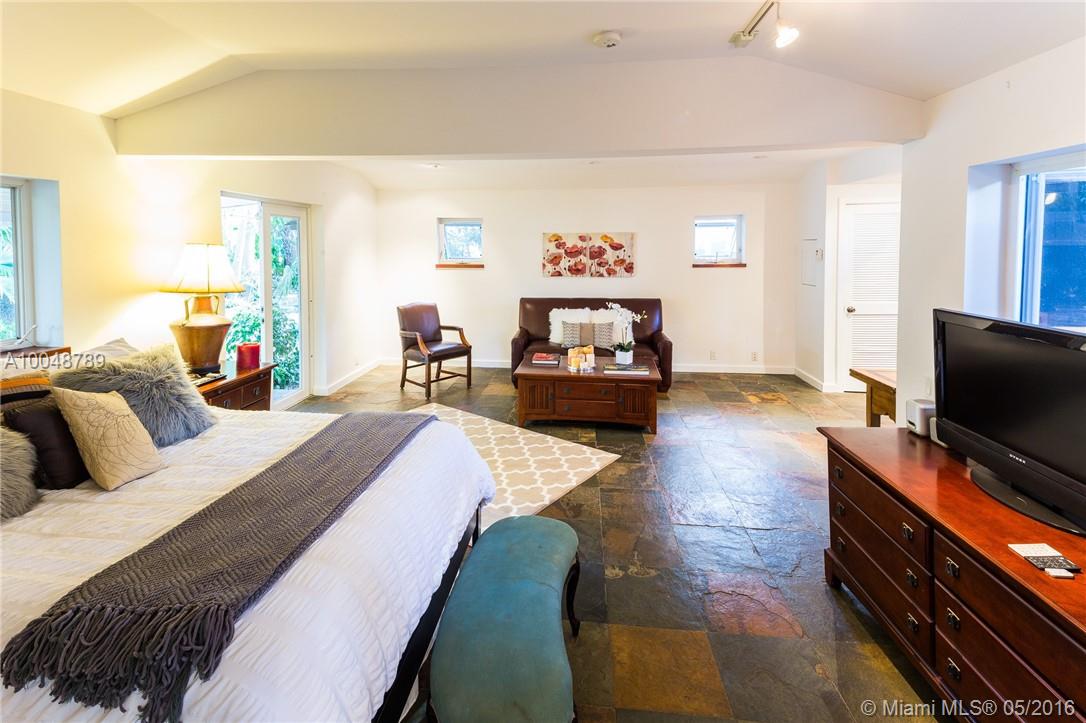 HOLLEMAN PARK - Residential