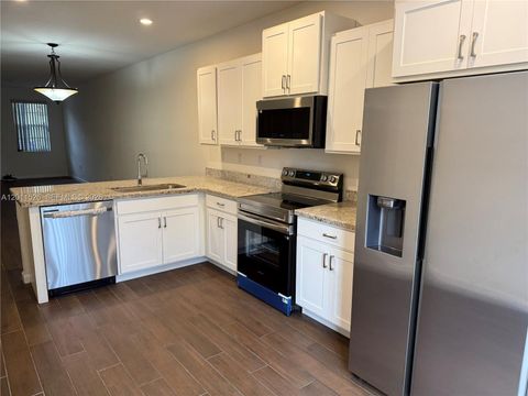 Tiny photo for 1455 SE 26th Ave, Homestead, FL 33035 (MLS # A12011526)
