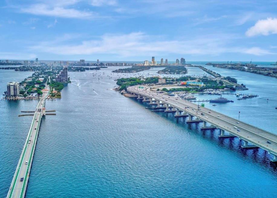 VENETIA CONDO - Residential Lease