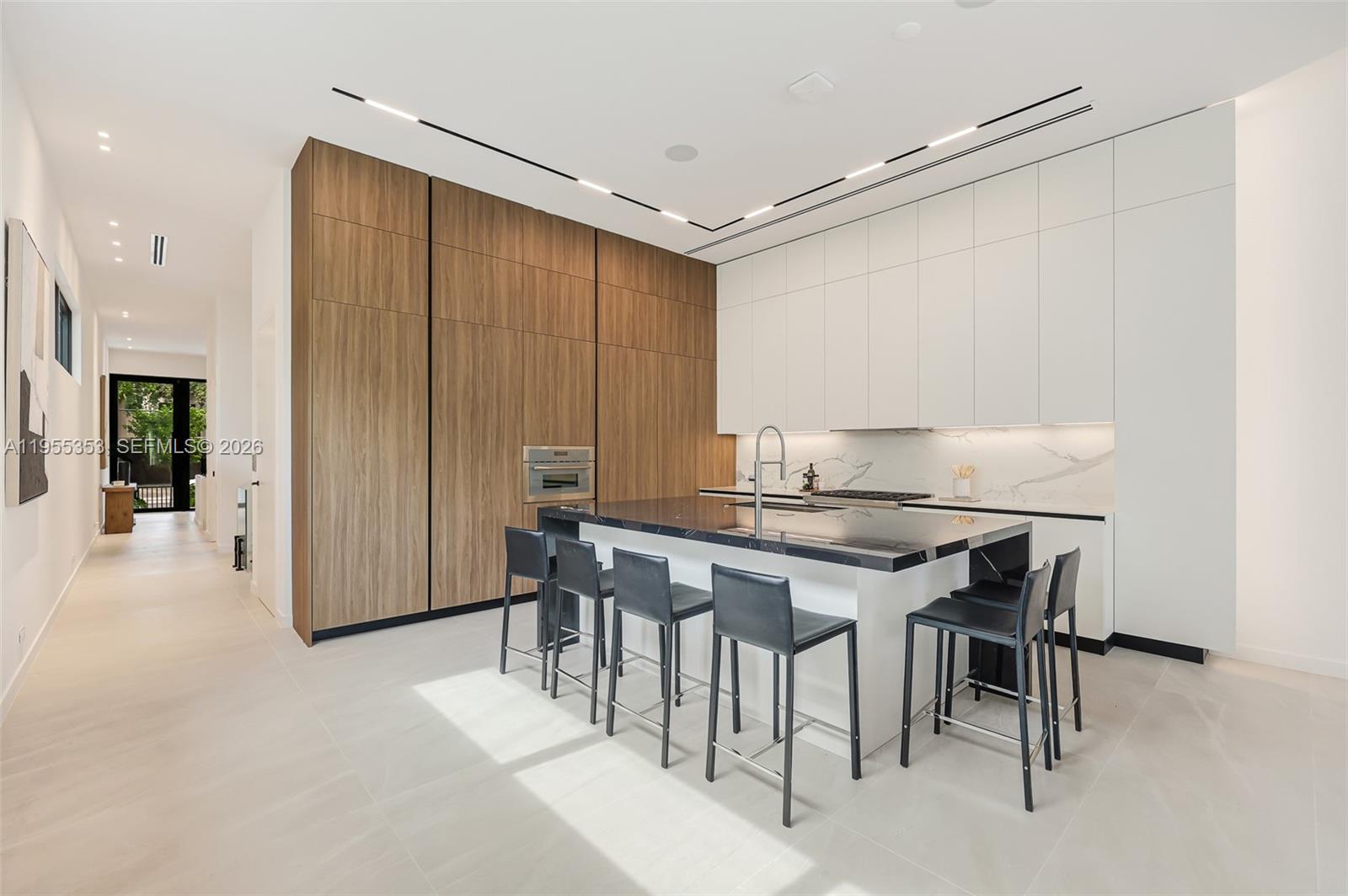 PALM TERRACE - Residential