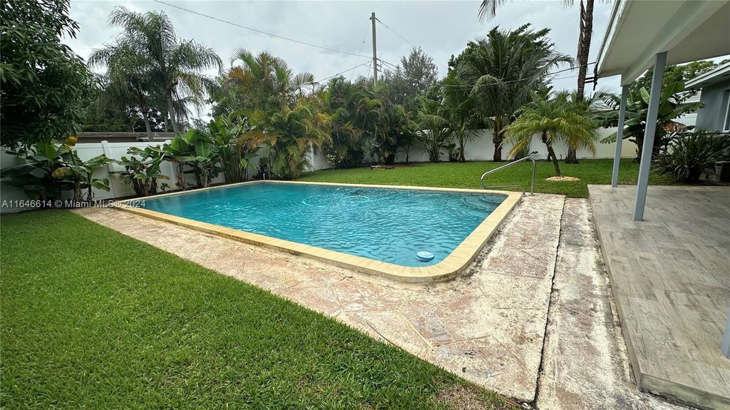 Photo of 520 SW 22nd Ter #520, Fort Lauderdale, FL 33312 (MLS # A11646614)