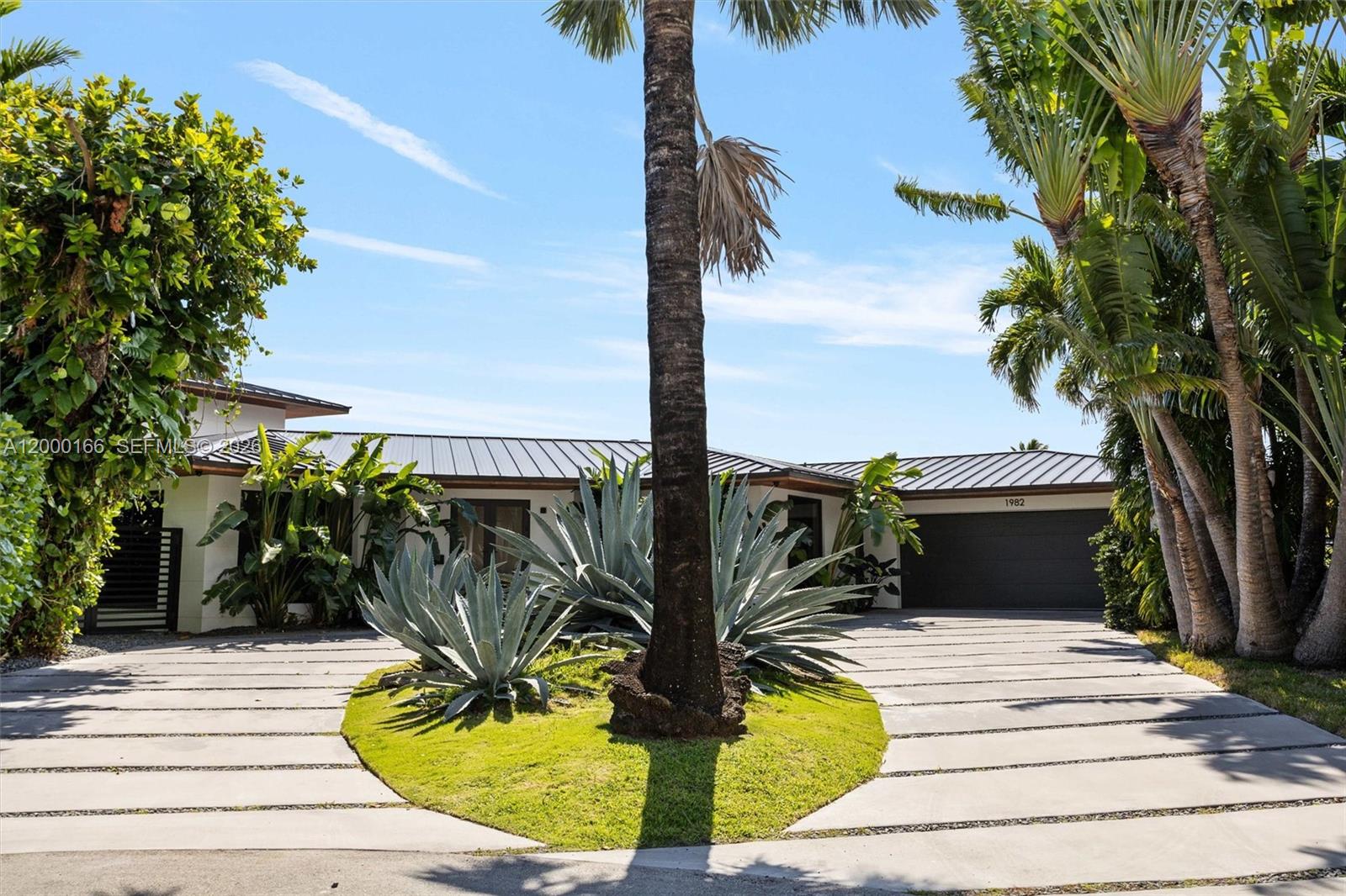 SANS SOUCI ESTATES - Residential