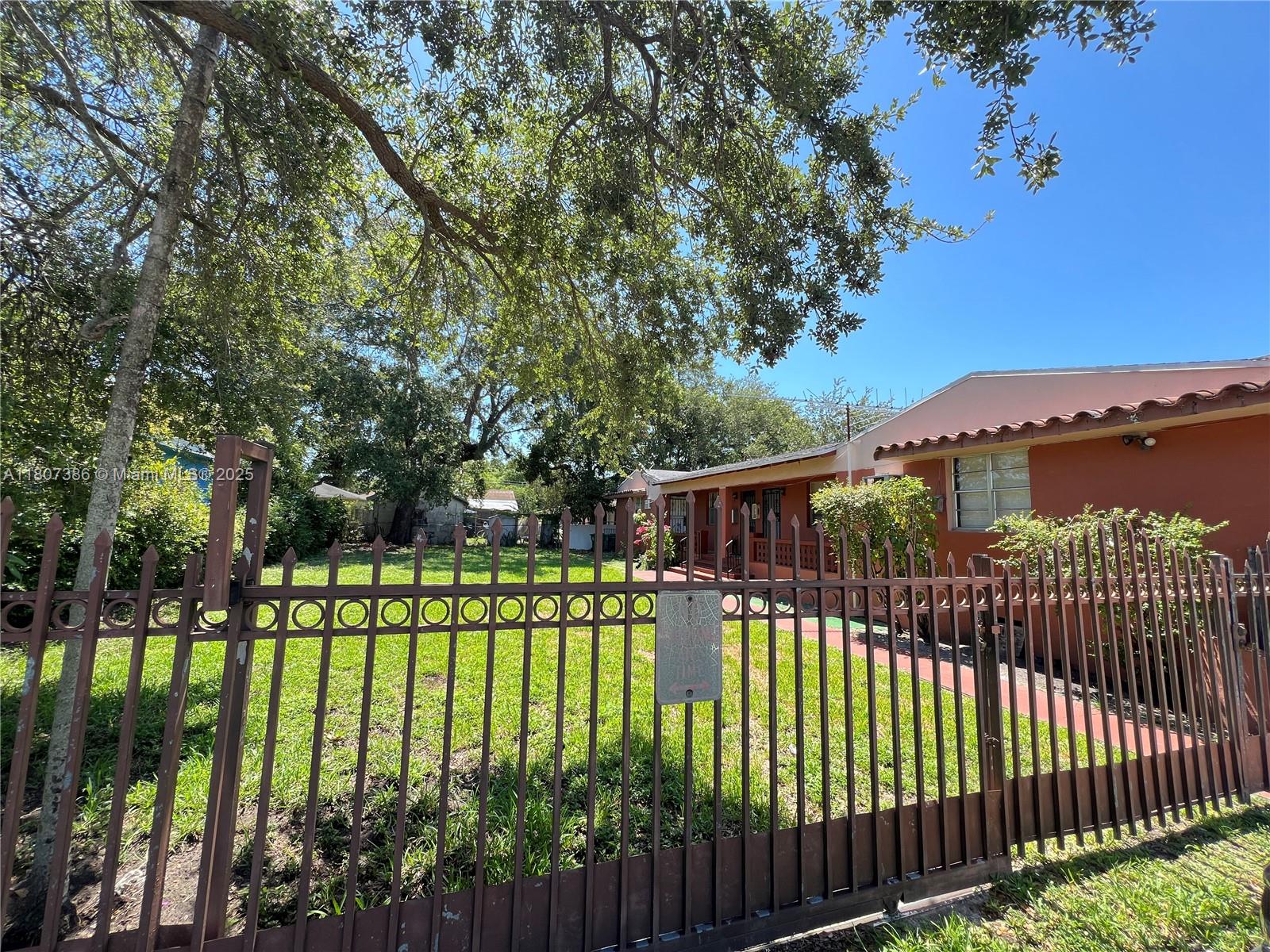 Rental Property at 7535 Nw 4th Ct 4, Miami, Broward County, Florida - Bathrooms: 1  - $1,475 MO.