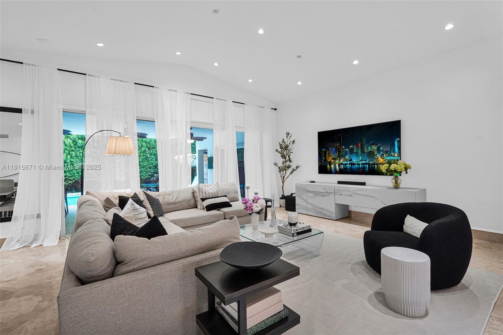 BAL HARBOUR RES SEC - Residential