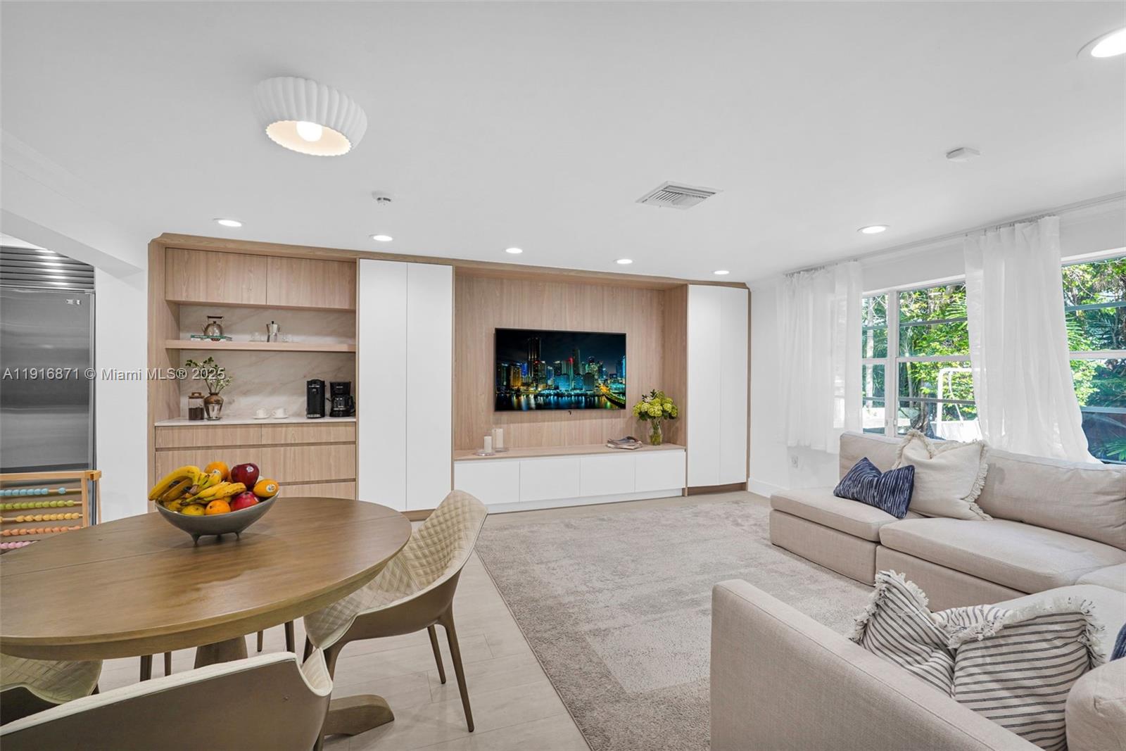 BAL HARBOUR RES SEC - Residential