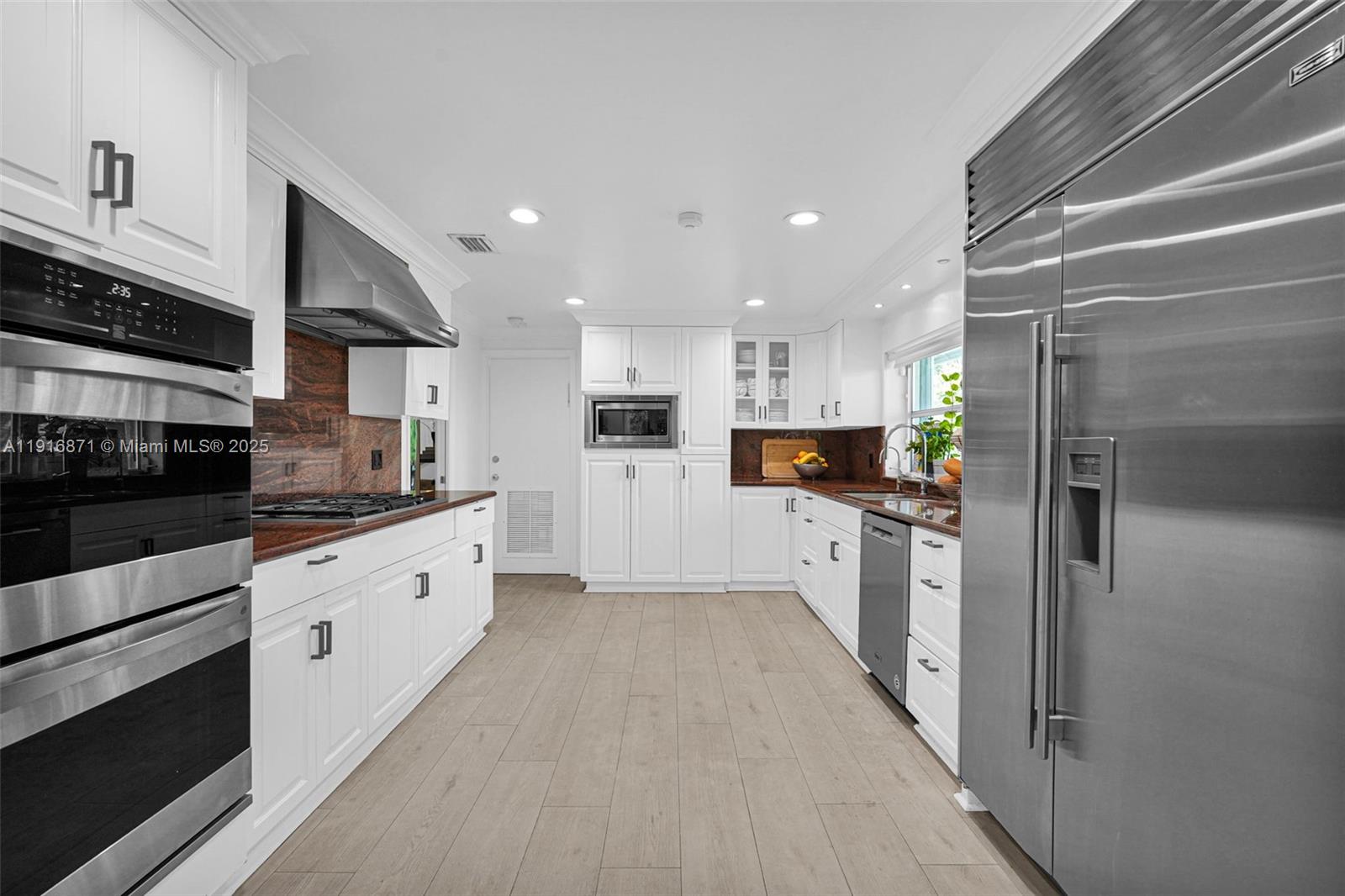 BAL HARBOUR RES SEC - Residential