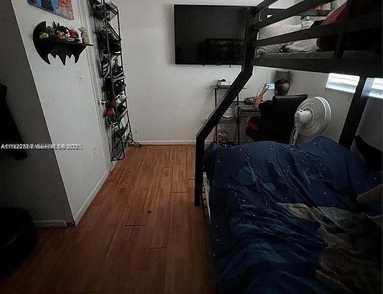 HORIZONS WEST CONDO #5 - Residential