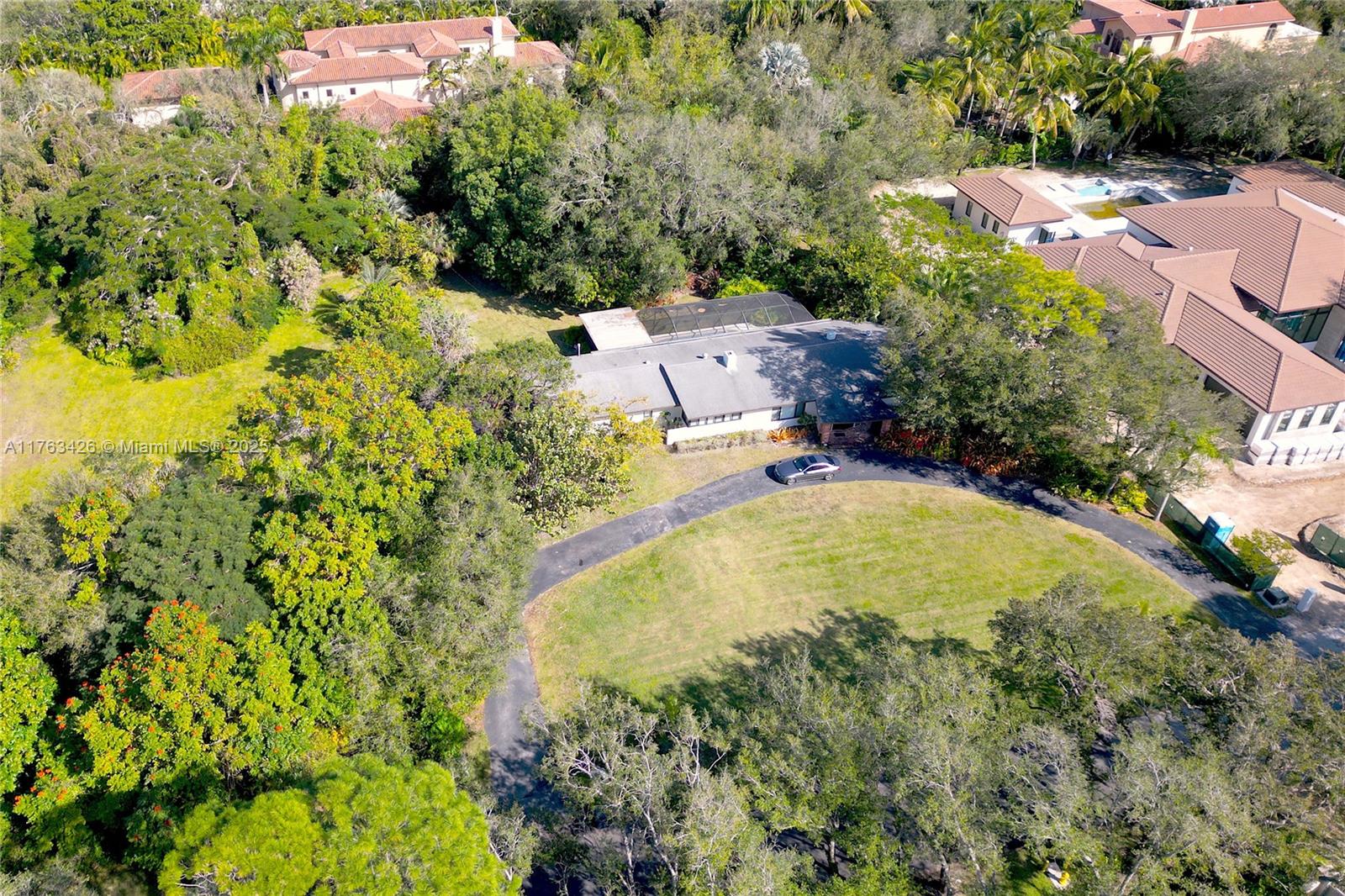 Rental Property at 6735 Sw 92nd St, Pinecrest, Miami-Dade County, Florida - Bedrooms: 3 
Bathrooms: 2  - $7,450 MO.