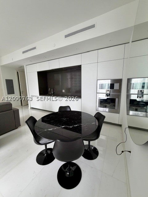 300 Biscayne Boulevard Way 3308W