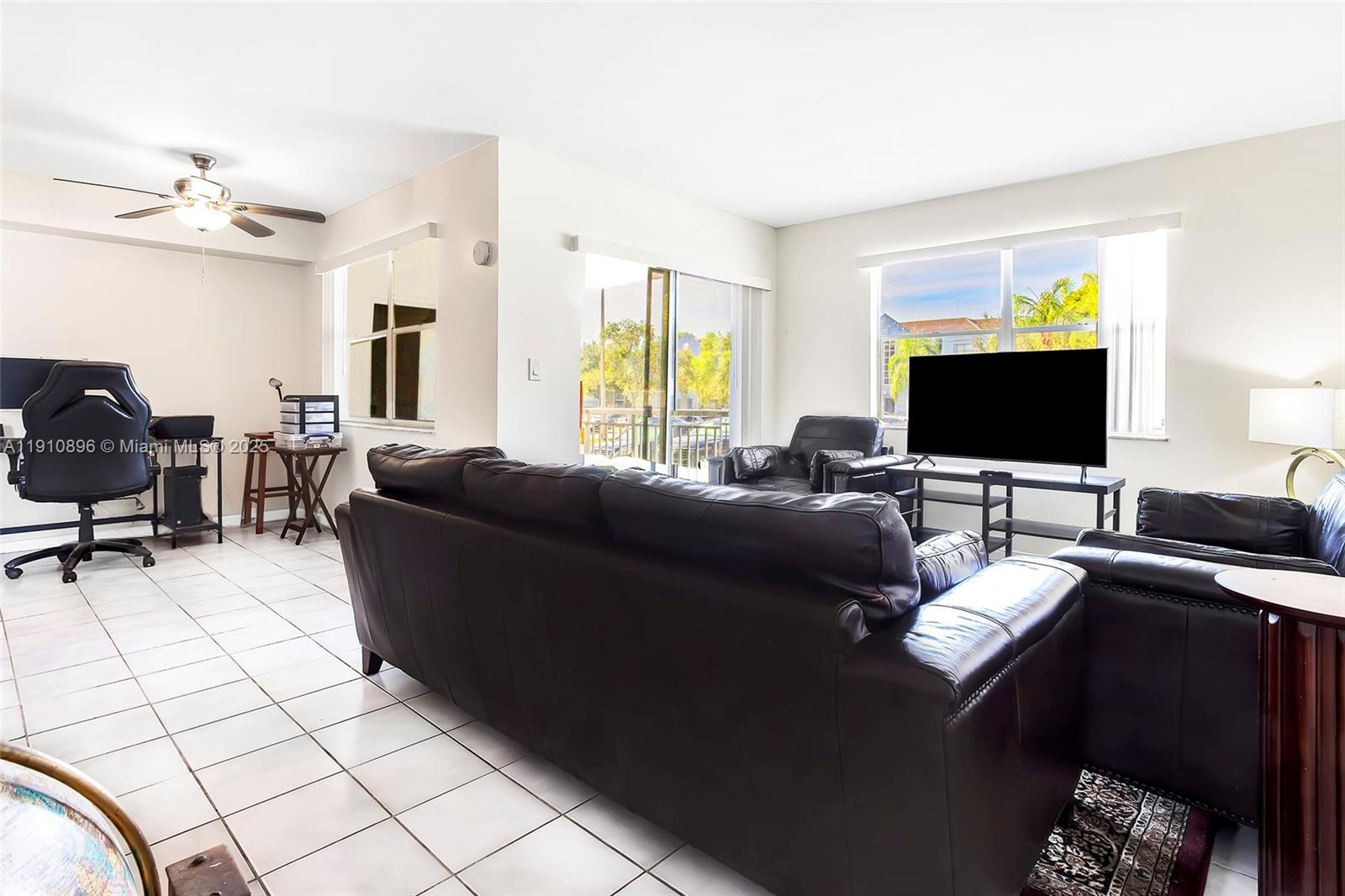 LE CLUB AT OLD CUTLER CON - Residential