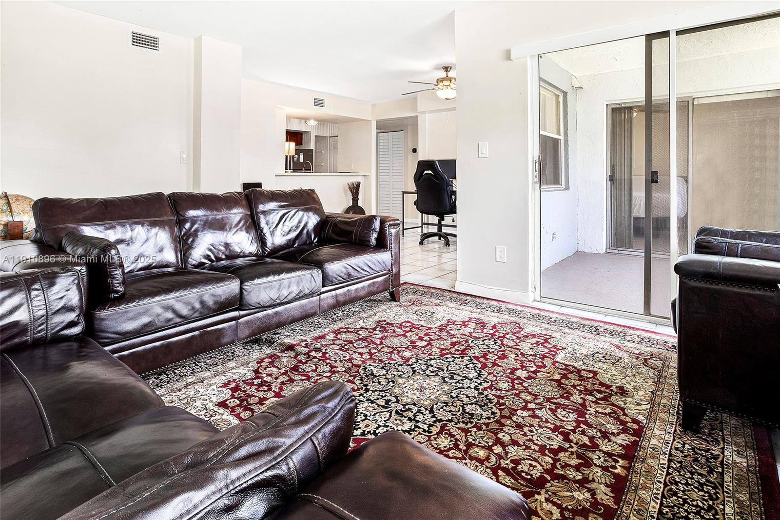 LE CLUB AT OLD CUTLER CON - Residential