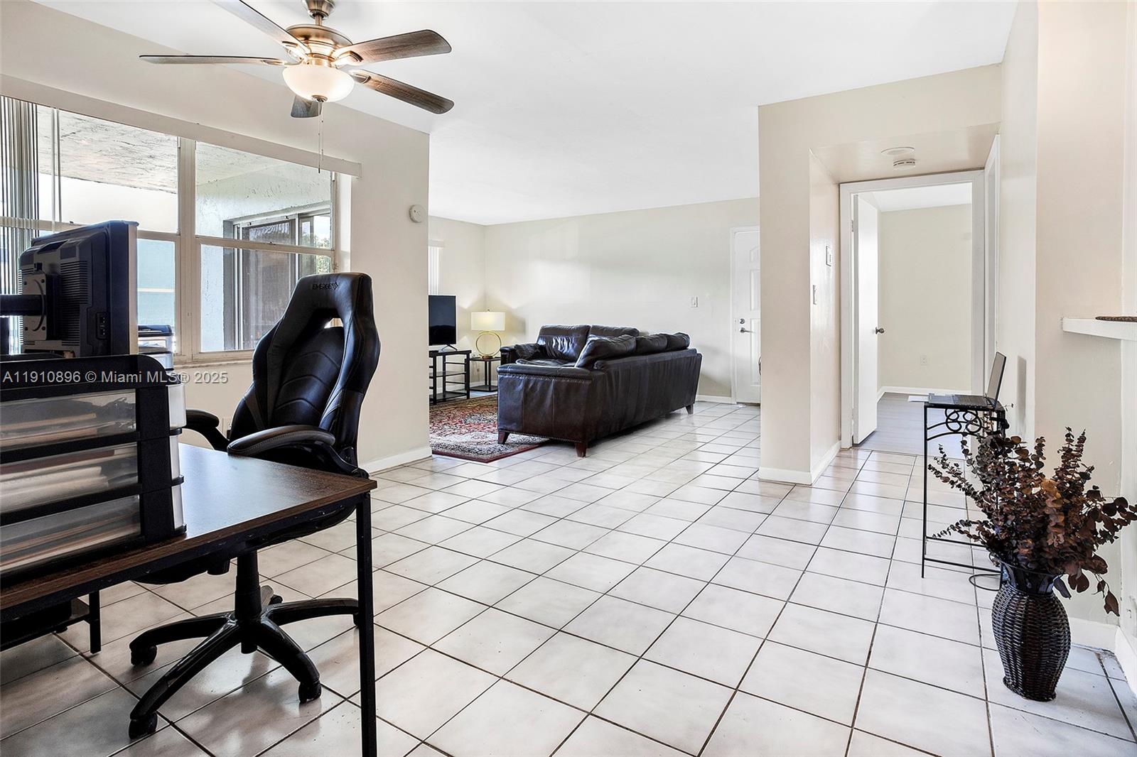 LE CLUB AT OLD CUTLER CON - Residential