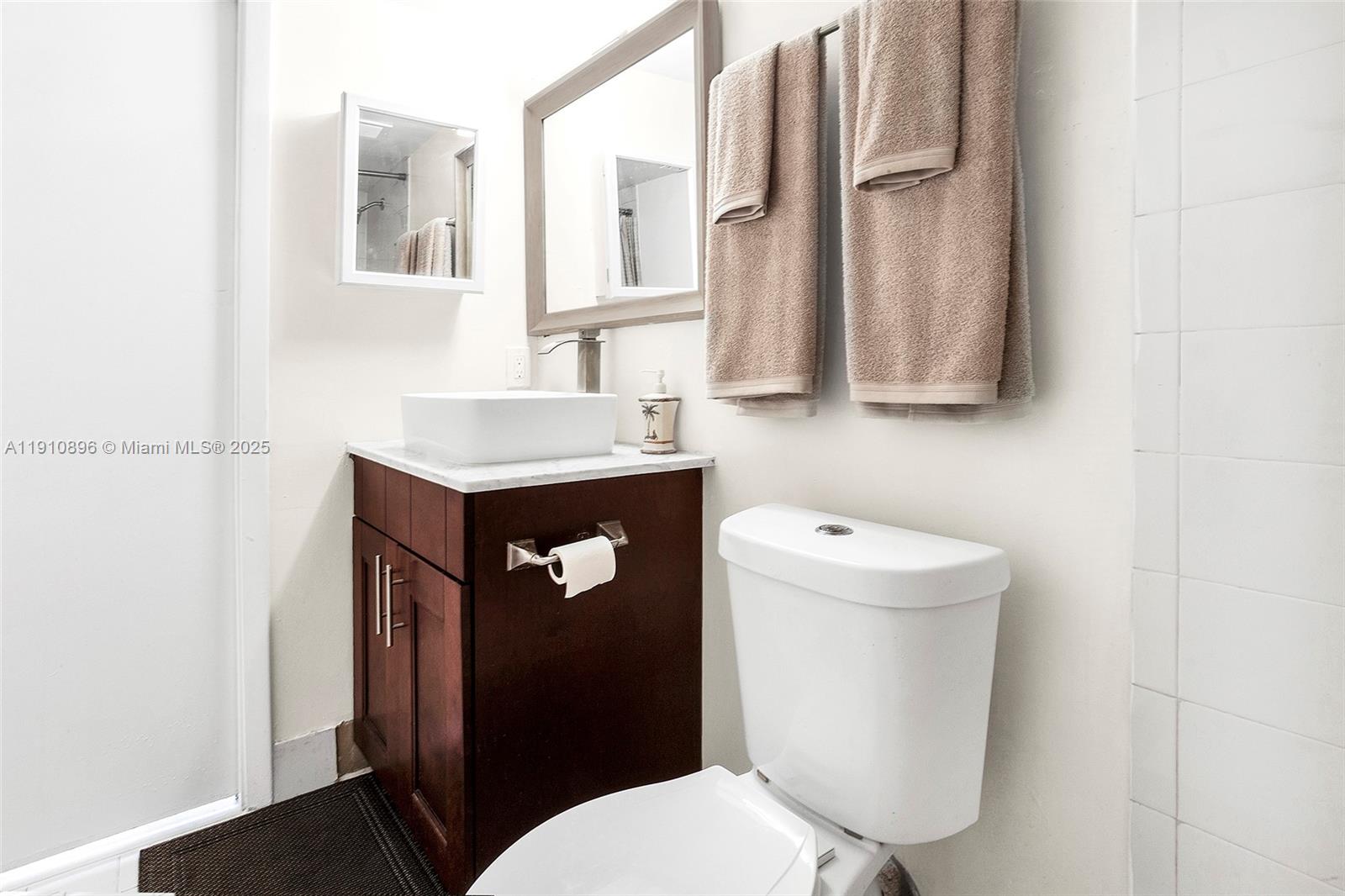 LE CLUB AT OLD CUTLER CON - Residential