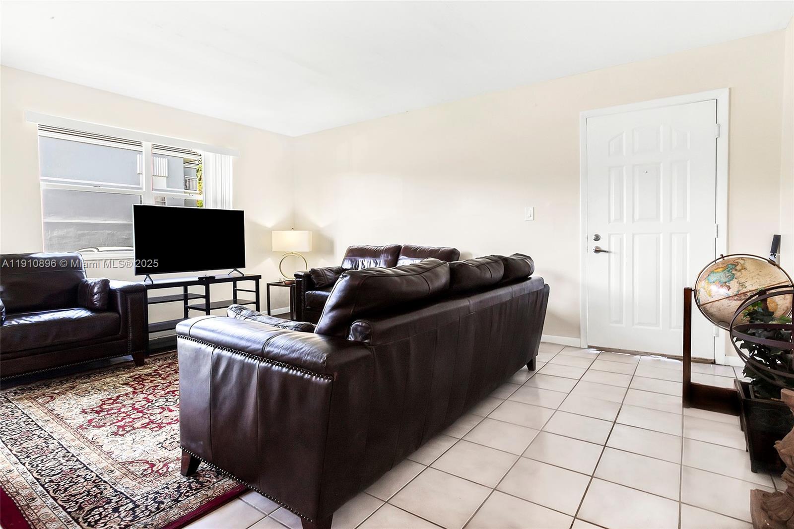 LE CLUB AT OLD CUTLER CON - Residential