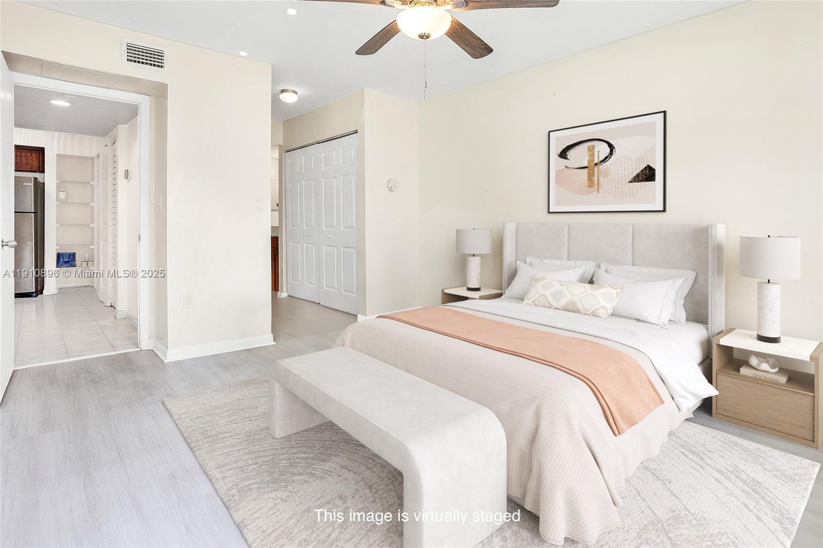 LE CLUB AT OLD CUTLER CON - Residential