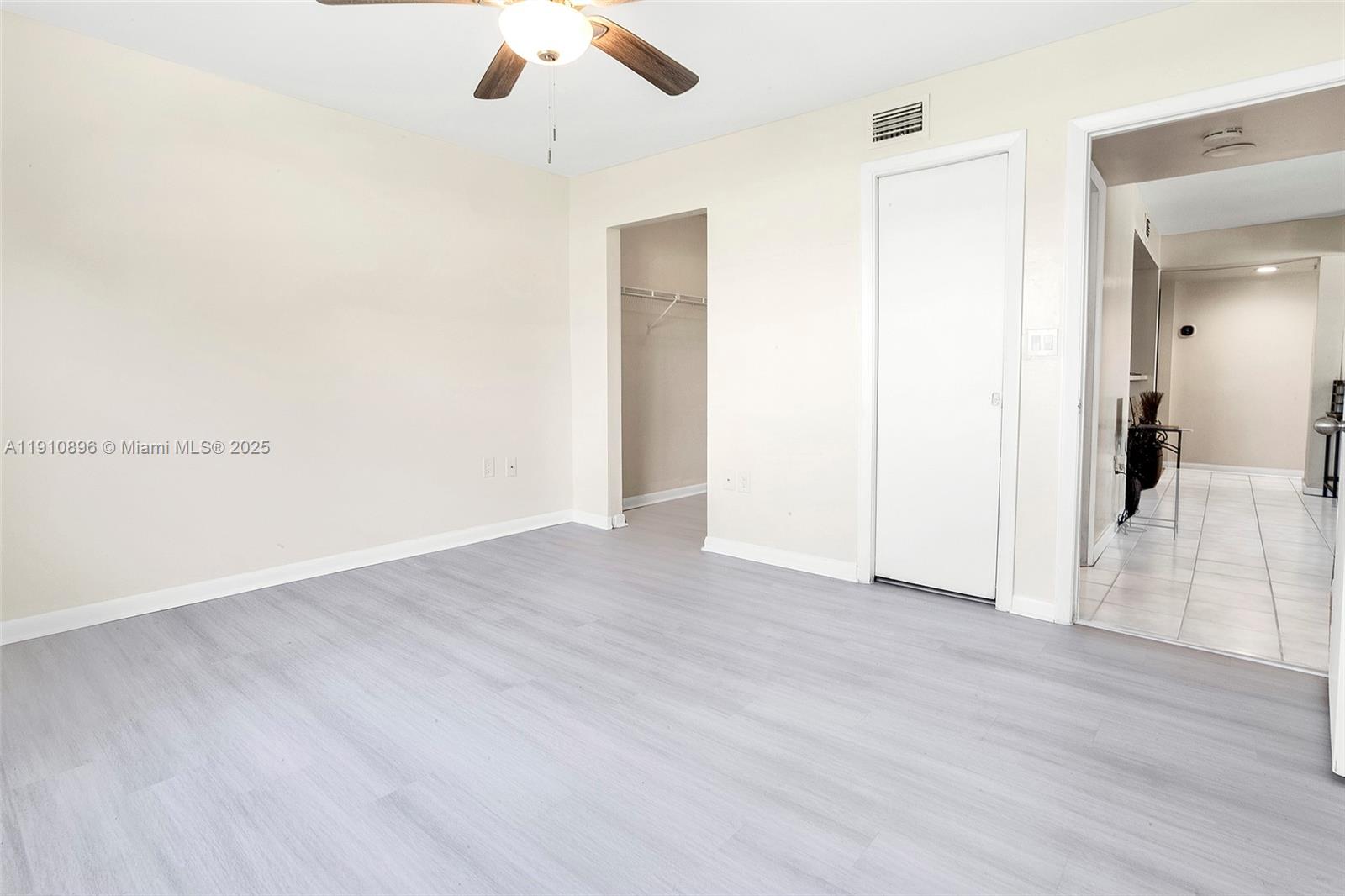 LE CLUB AT OLD CUTLER CON - Residential