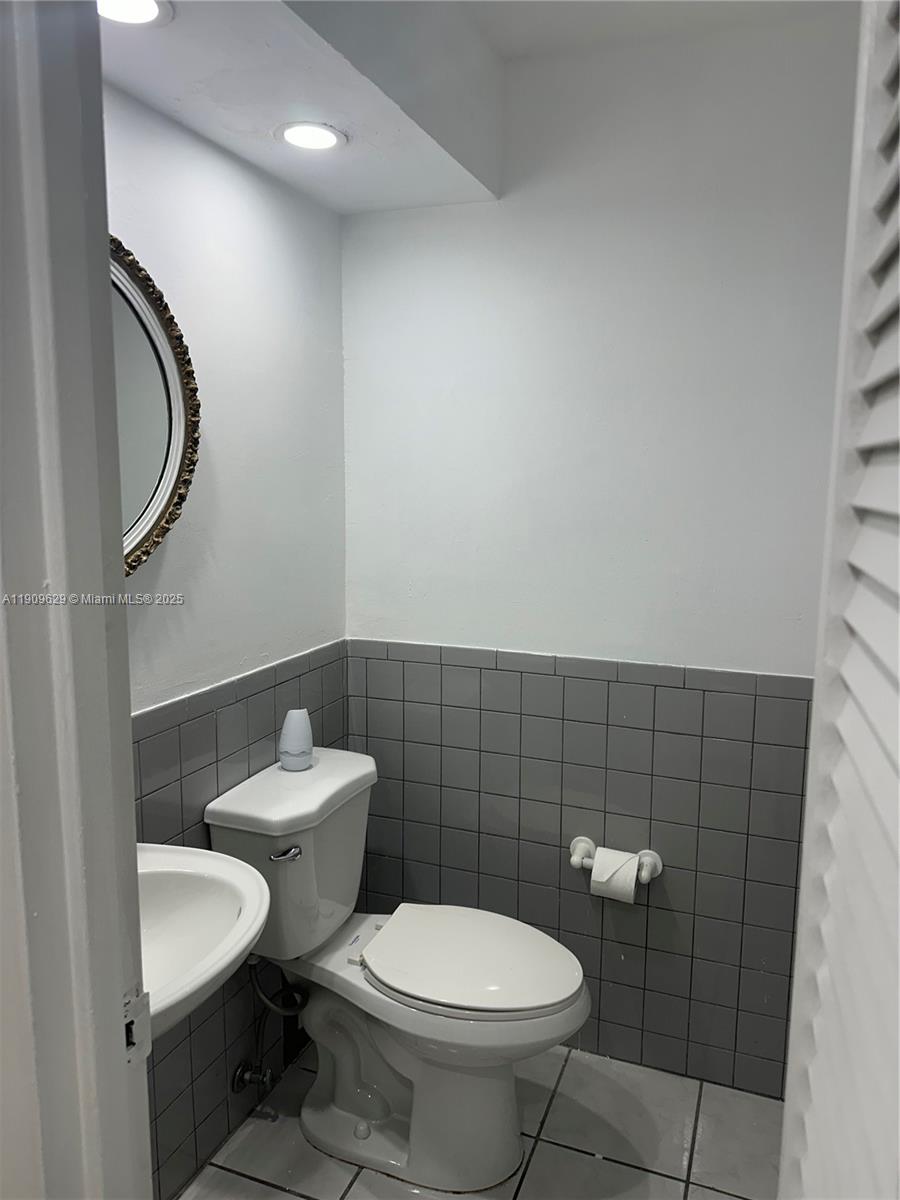 AVILA SOUTH CONDO - Residential Lease