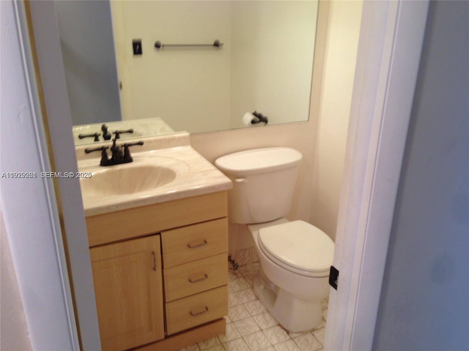 POLYNESIAN GARDENS CONDOM - Residential