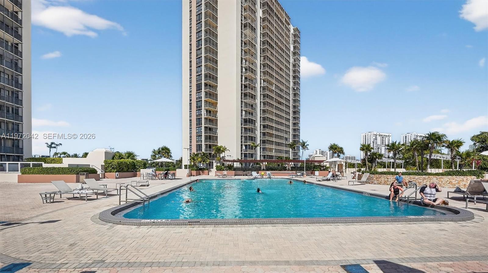CORONADO CONDO- TOWER II - Residential