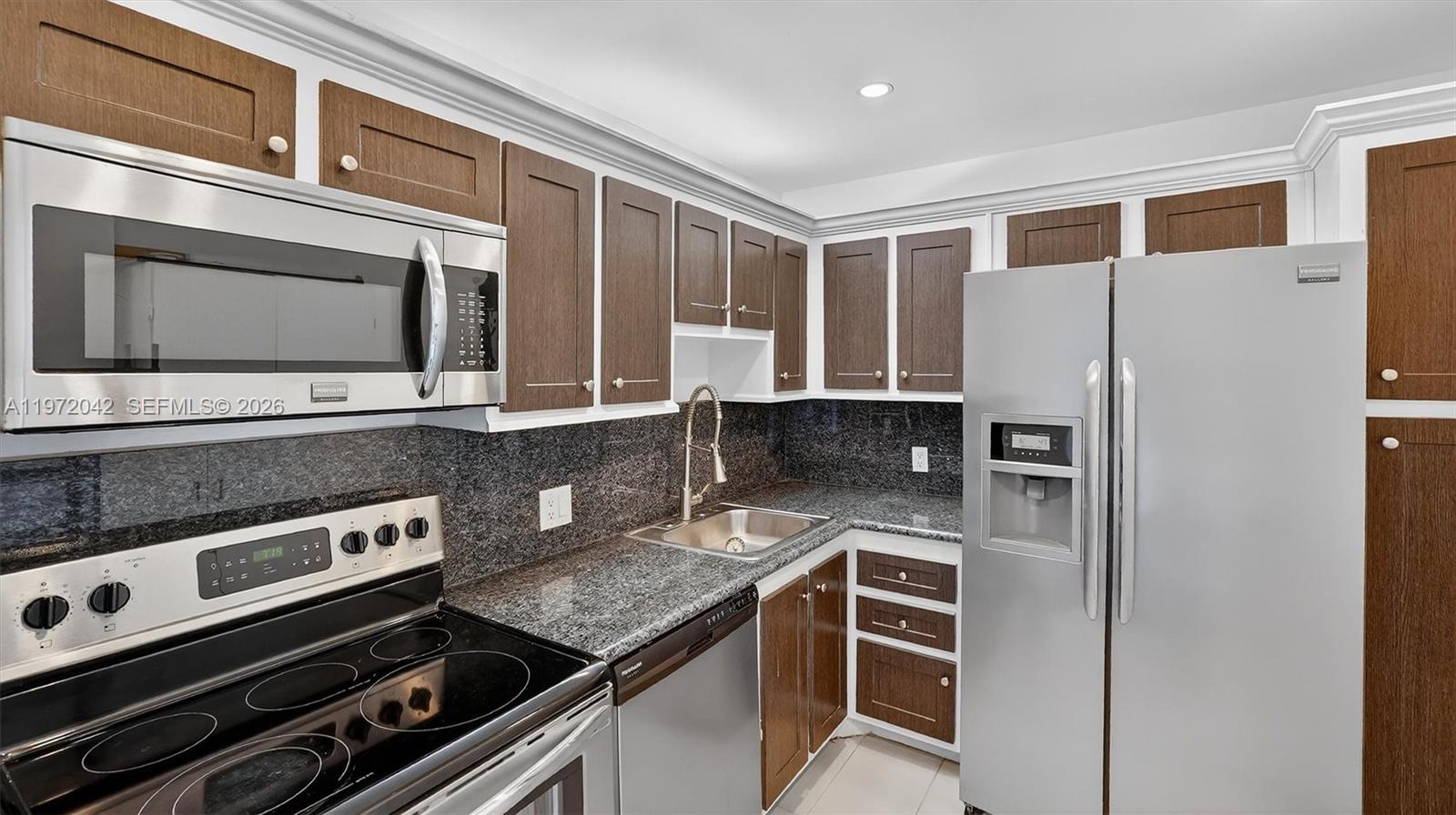 CORONADO CONDO- TOWER II - Residential