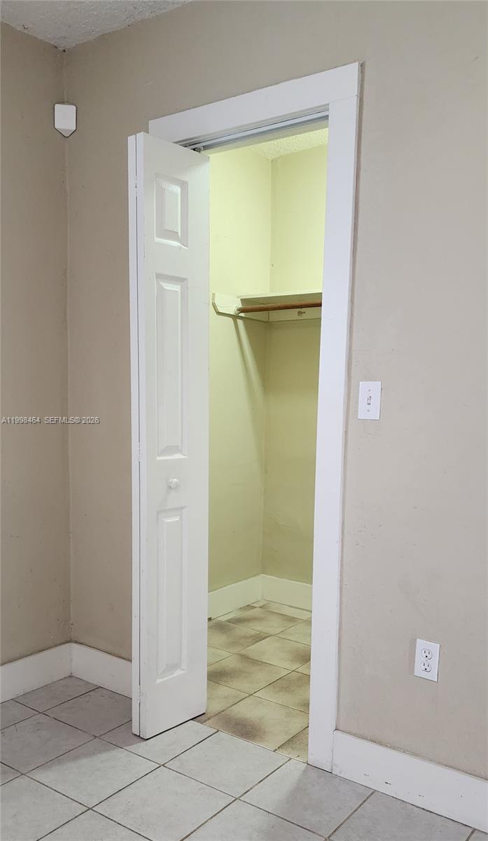 HIALEAH 13TH ADDN AMD PL - Residential