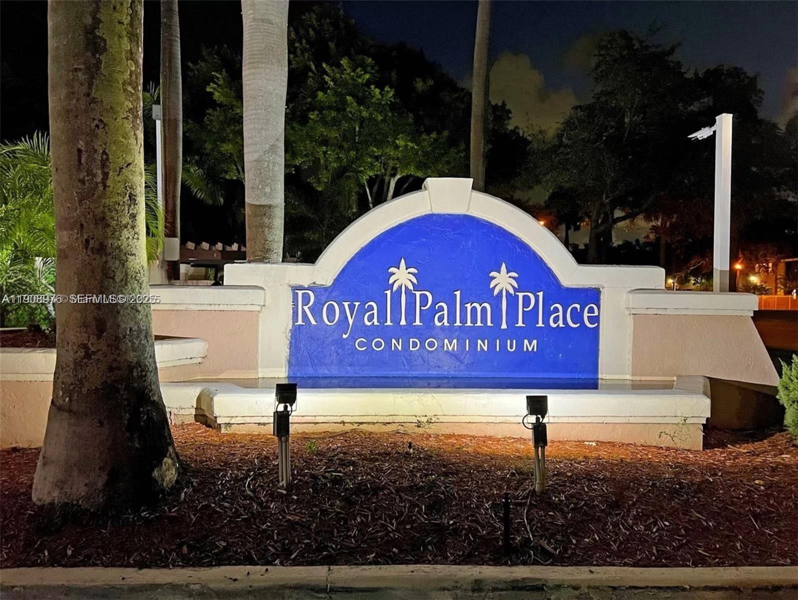 ROYAL PALM PLACE - Land