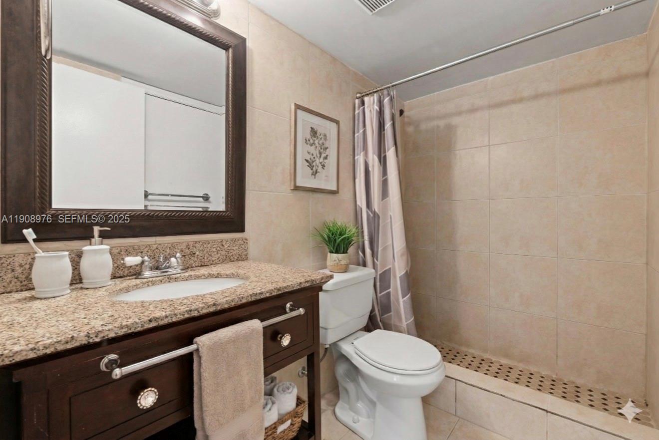 ROYAL PALM PLACE - Land