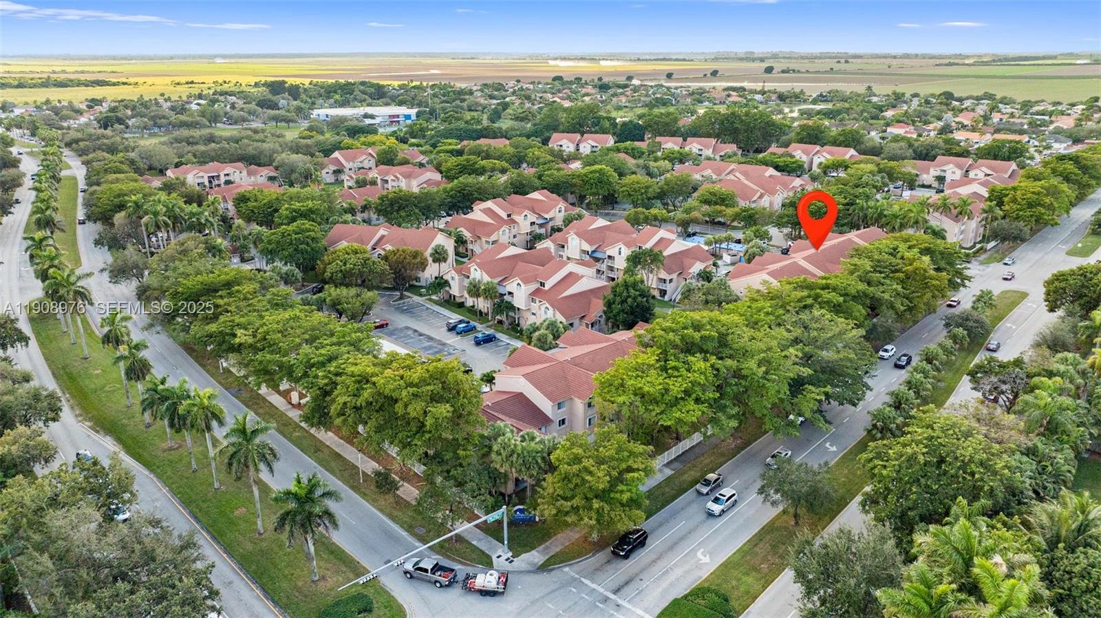 ROYAL PALM PLACE - Land