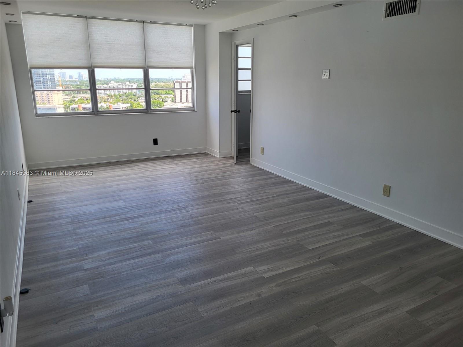 GOLDEN SURF TOWERS CONDO - Residential