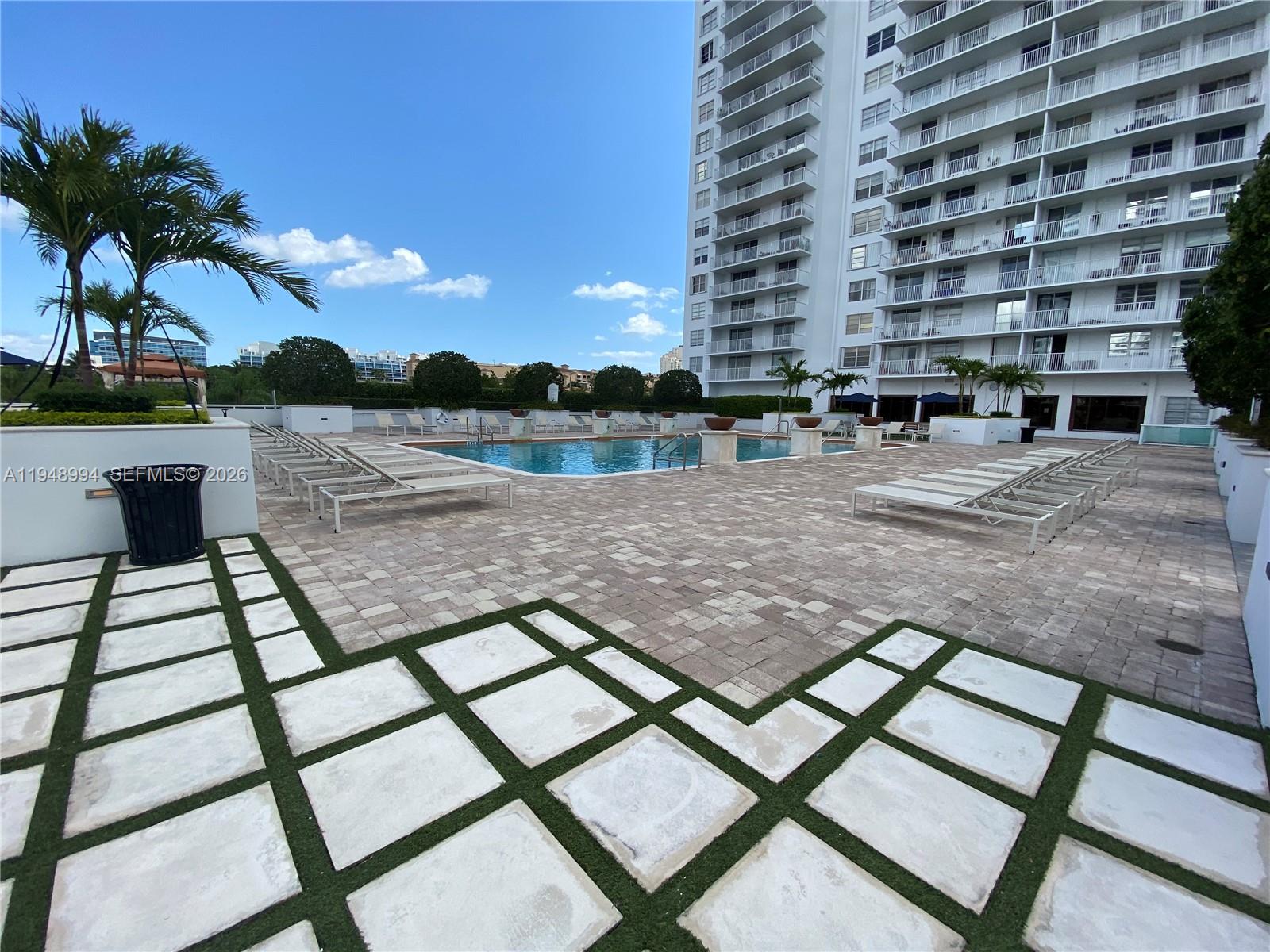 ADMIRALS PORT CONDO WEST - Residential