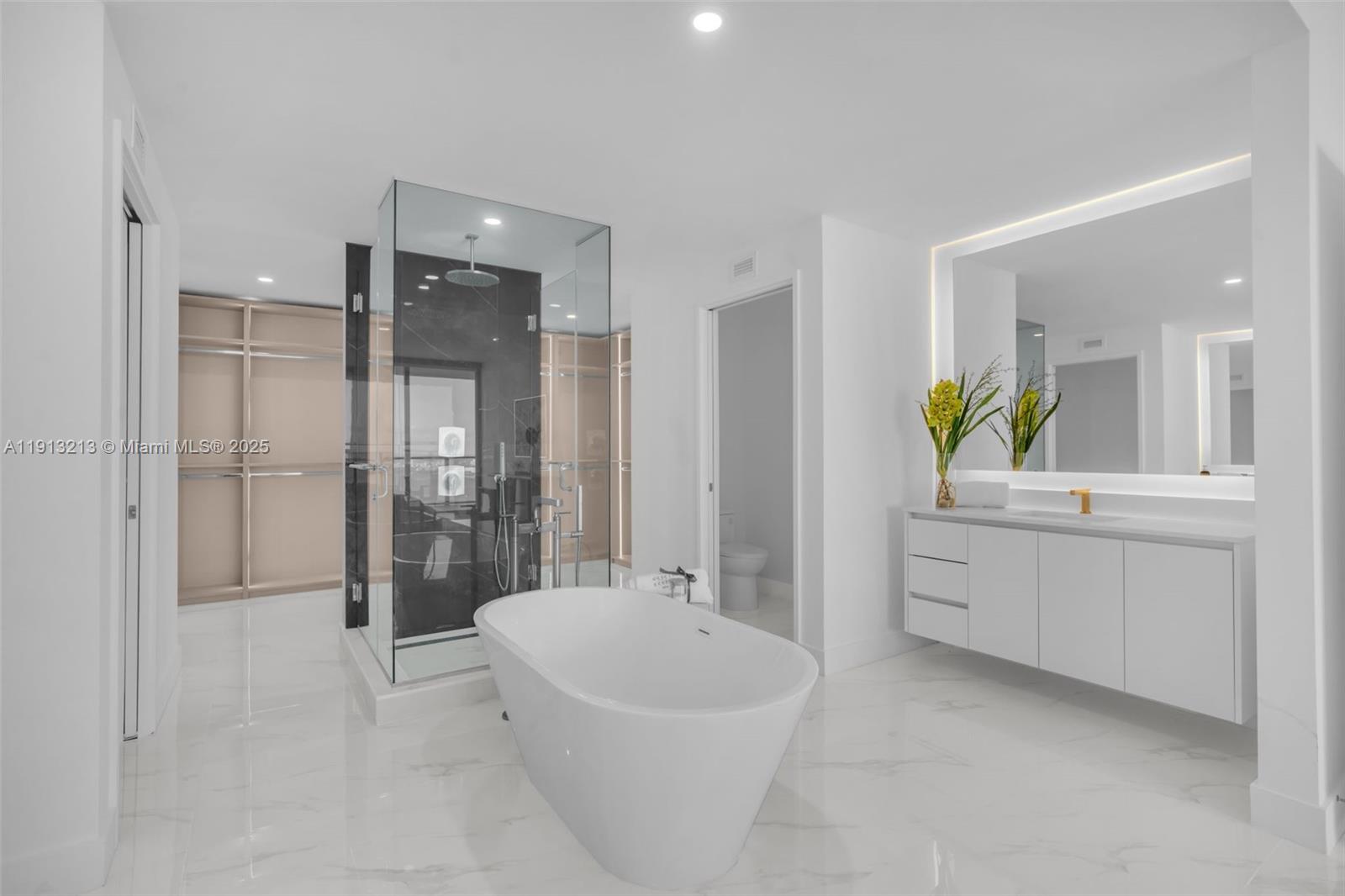 BAY BREEZE - Residential