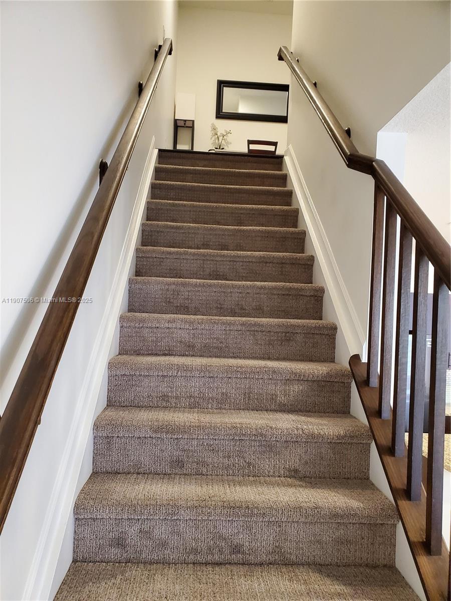 BLUE LAKE TOWNHOMES - Residential