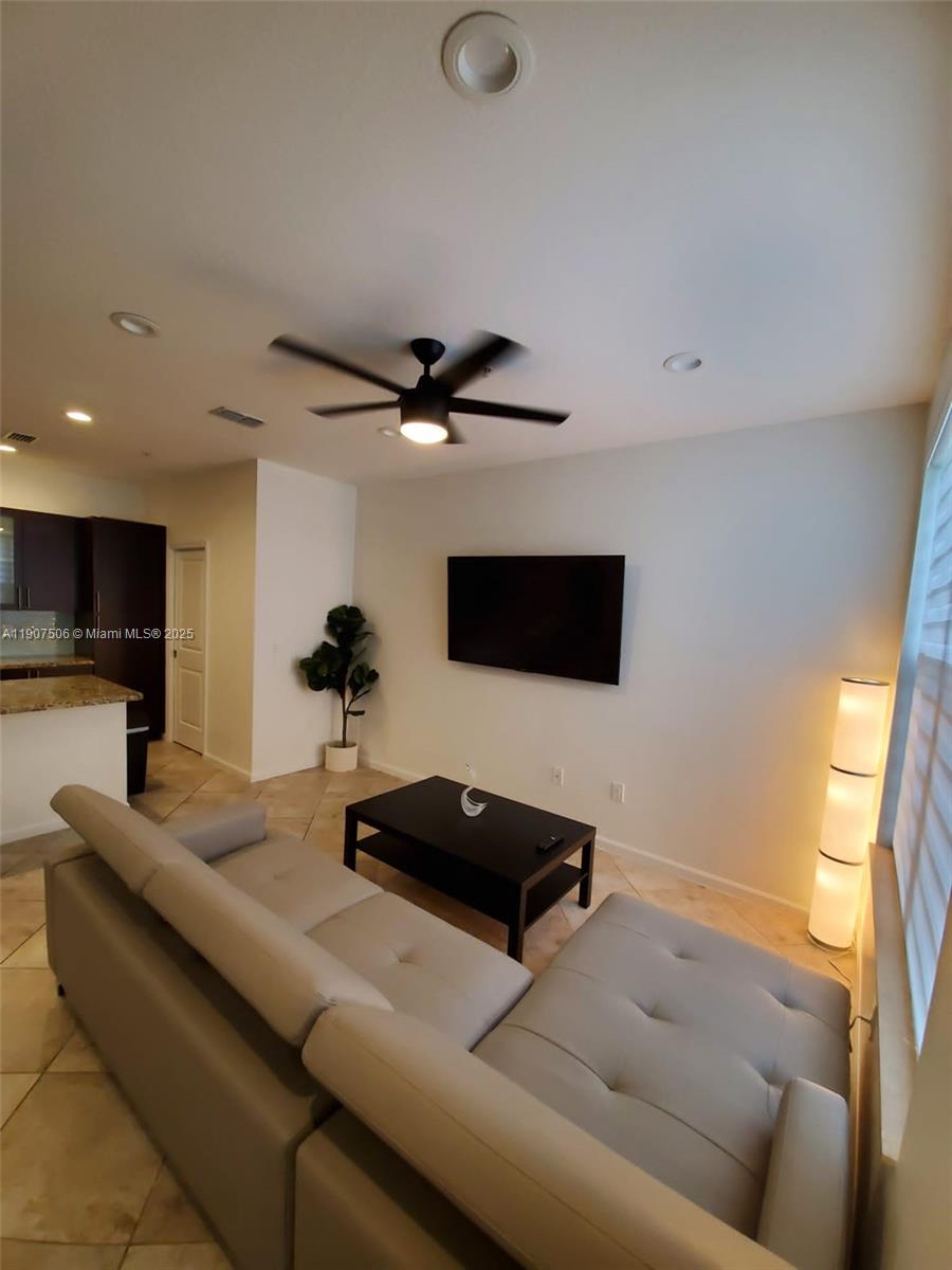 BLUE LAKE TOWNHOMES - Residential