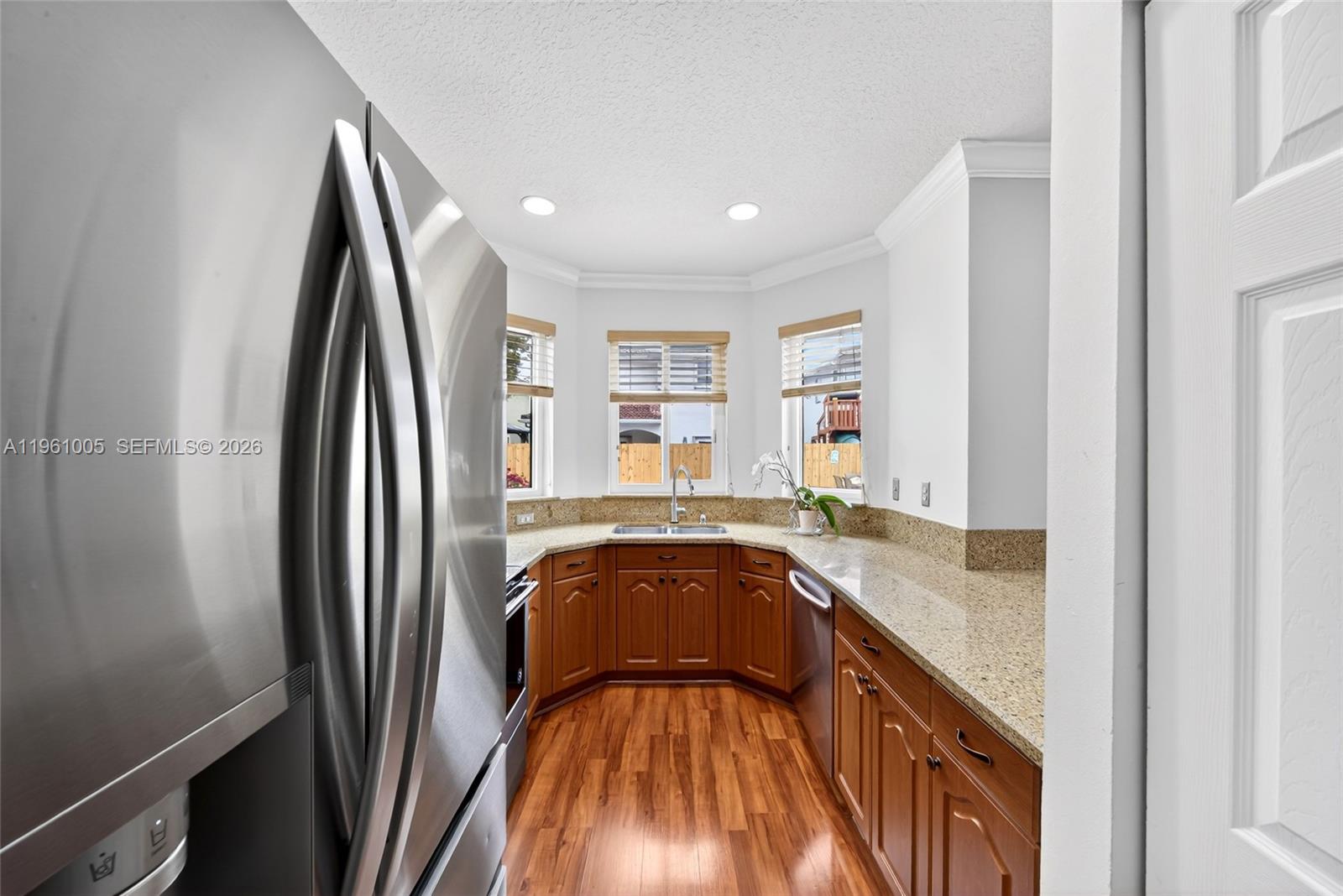 Twin Lakes Shore Central - Residential