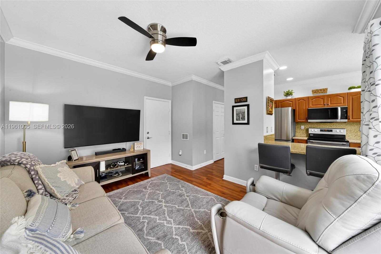 Twin Lakes Shore Central - Residential