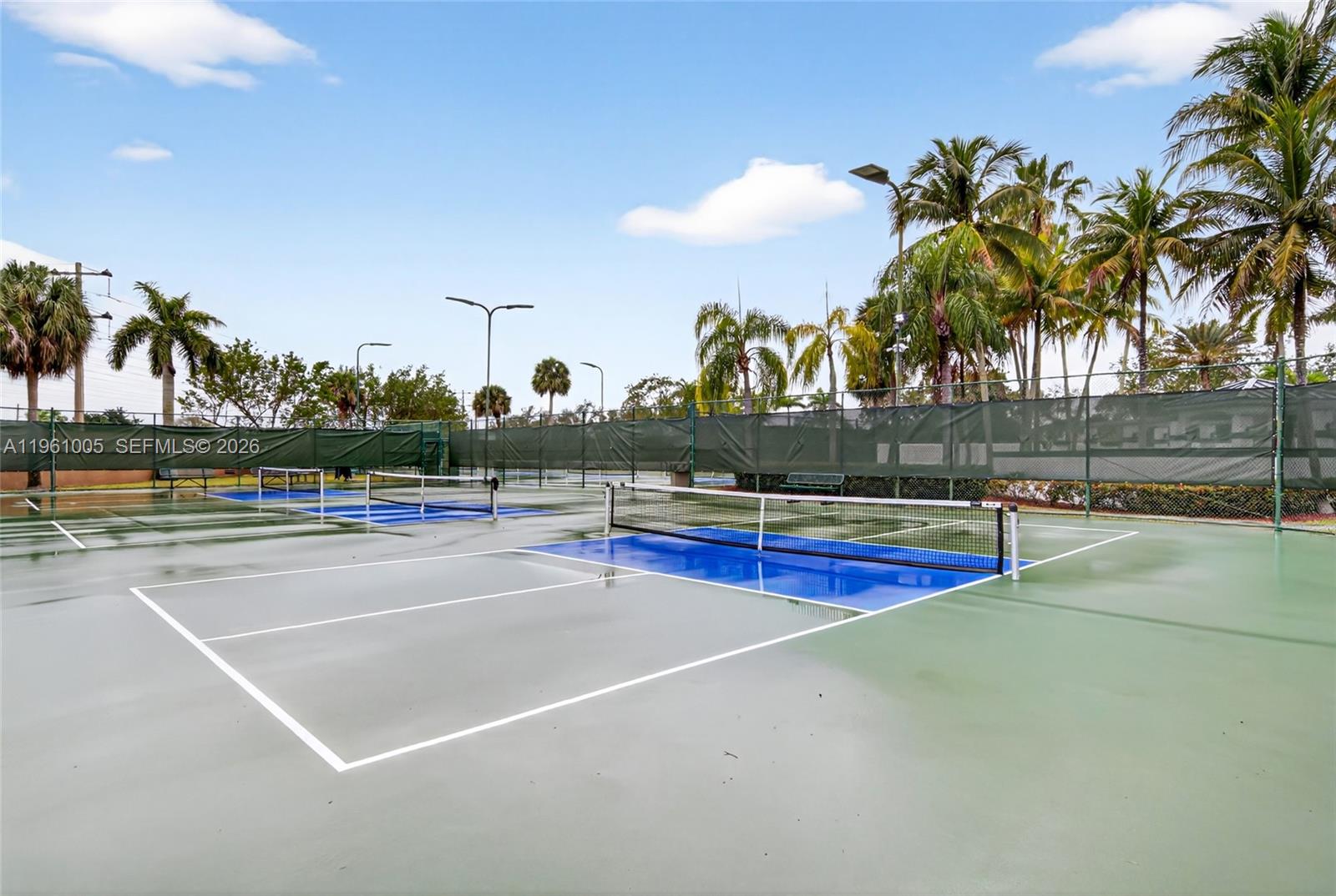 Twin Lakes Shore Central - Residential