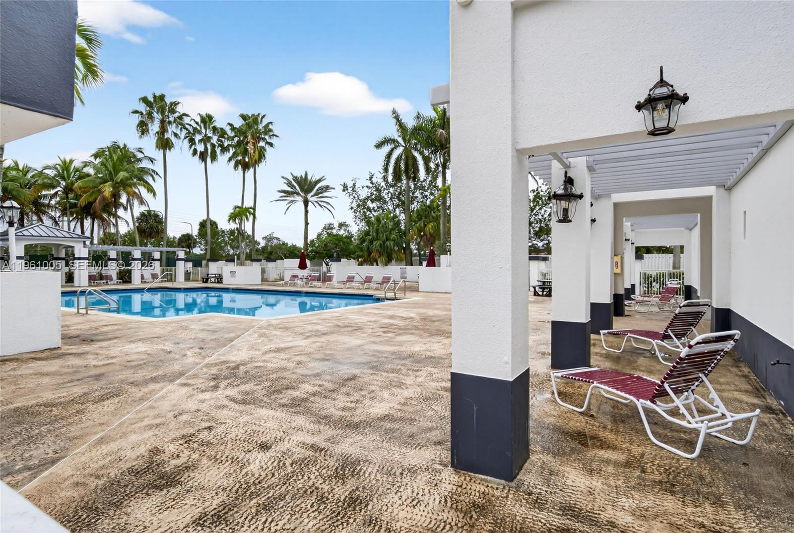 Twin Lakes Shore Central - Residential