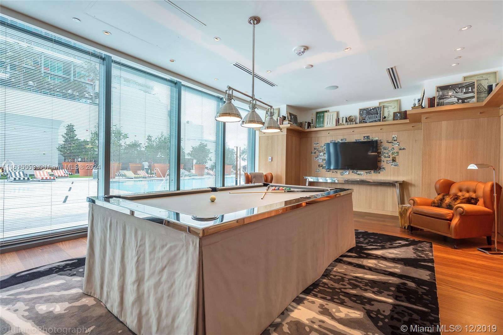 SlS BRICKELL - Residential