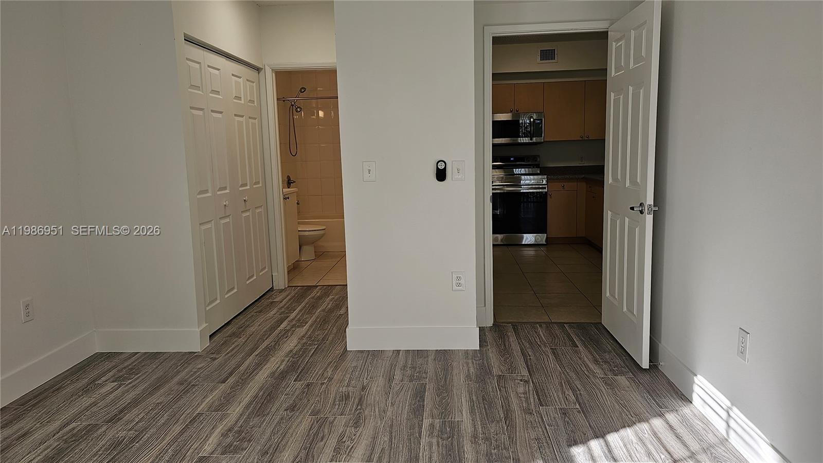 EL-AD NOB HILL CONDO - Residential Lease