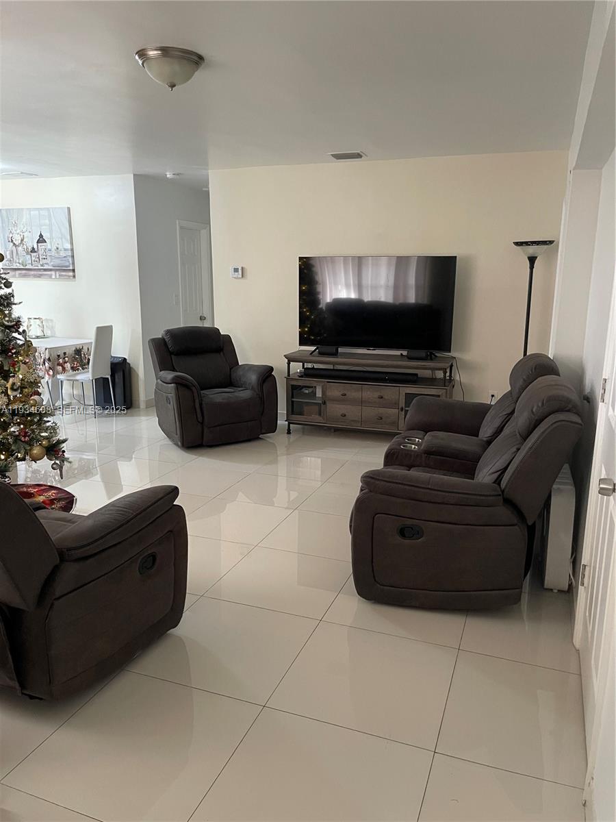 11765 SW 175th Ter 0