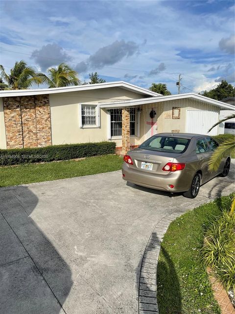 11765 SW 175th Ter 0 Miami FL 33177