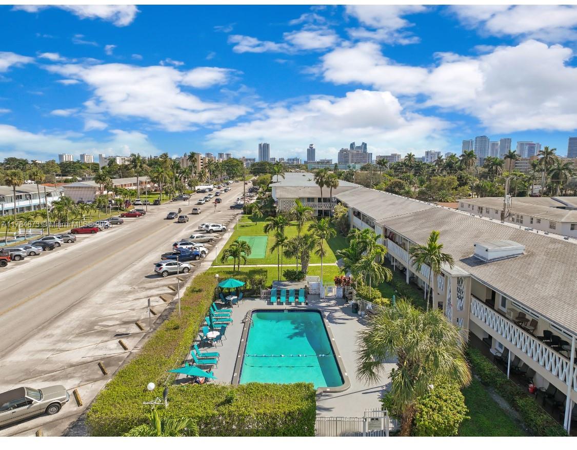 BERKELEY DIPLOMAT CO-OP - Residential