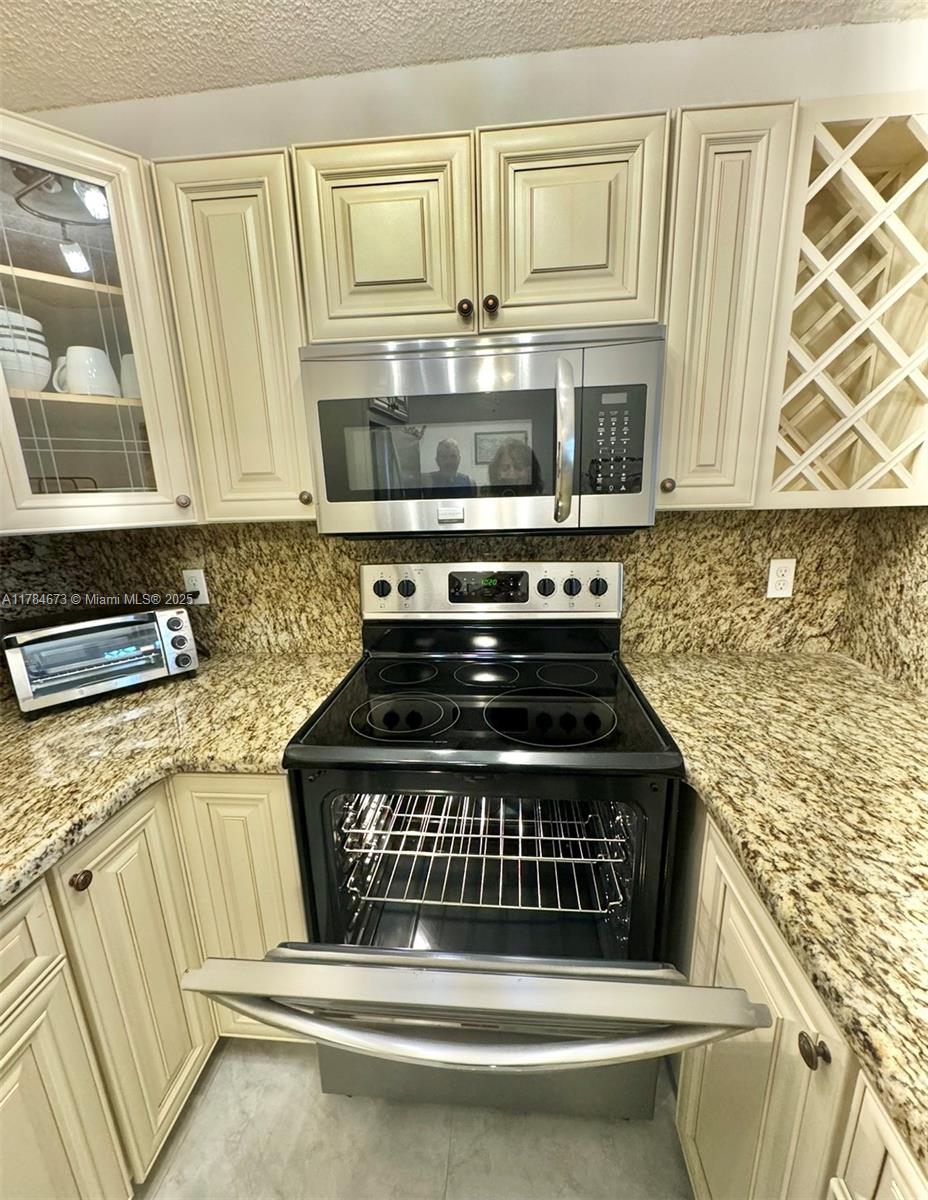 BERKELEY DIPLOMAT CO-OP - Residential