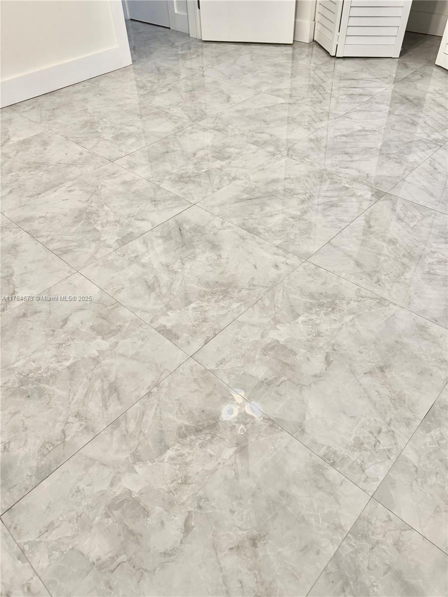 BERKELEY DIPLOMAT CO-OP - Residential