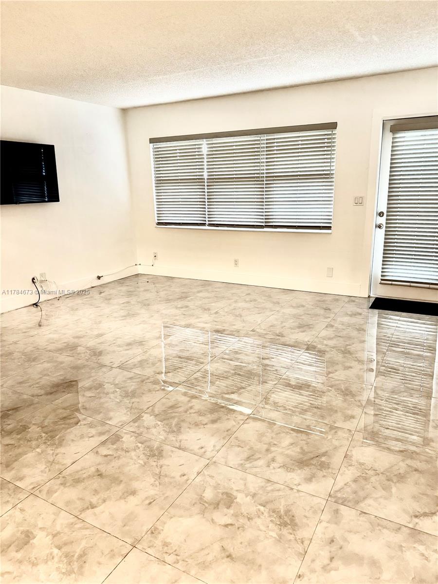 BERKELEY DIPLOMAT CO-OP - Residential